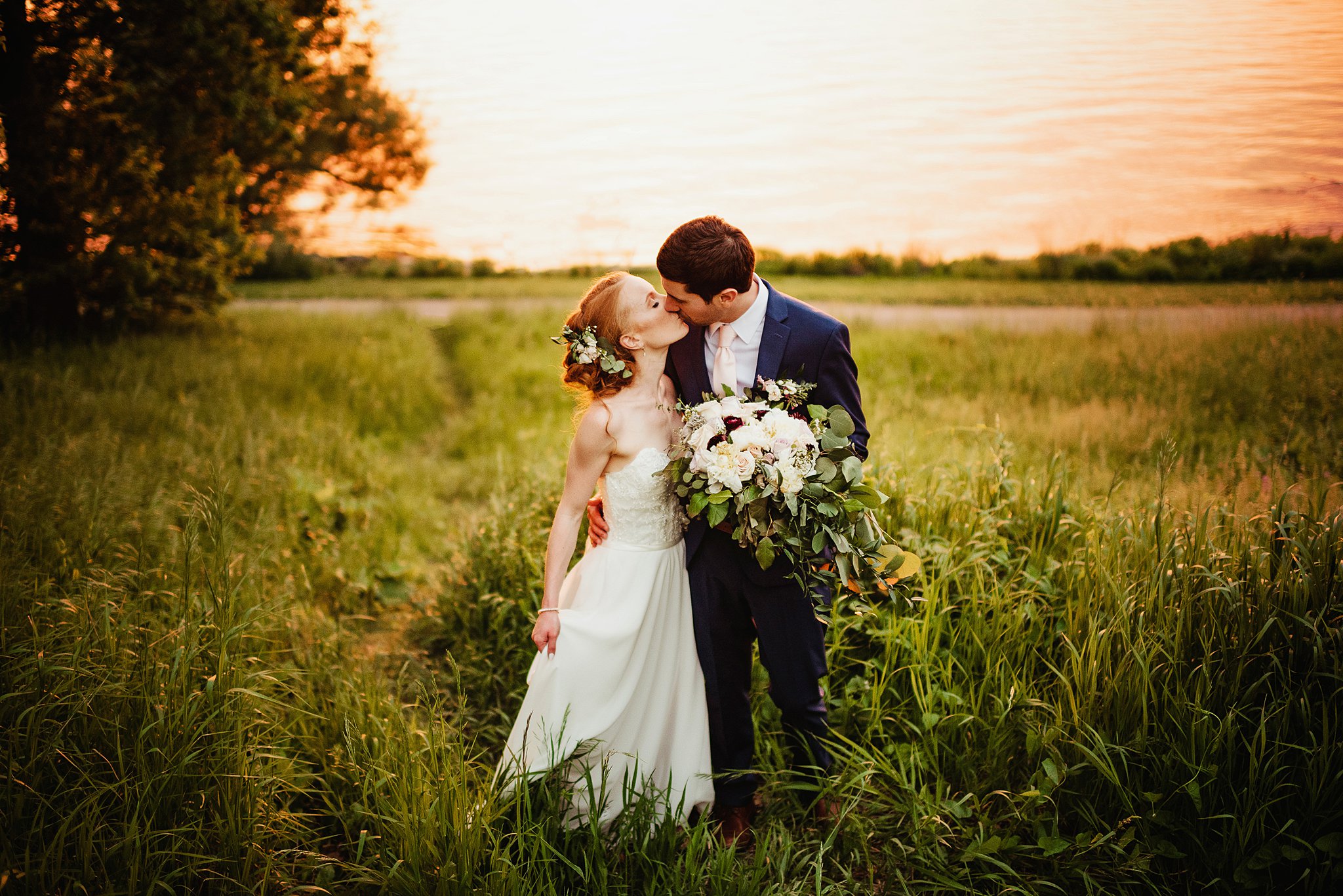Summer Wedding at Mirror Lake State Park in Baraboo WI