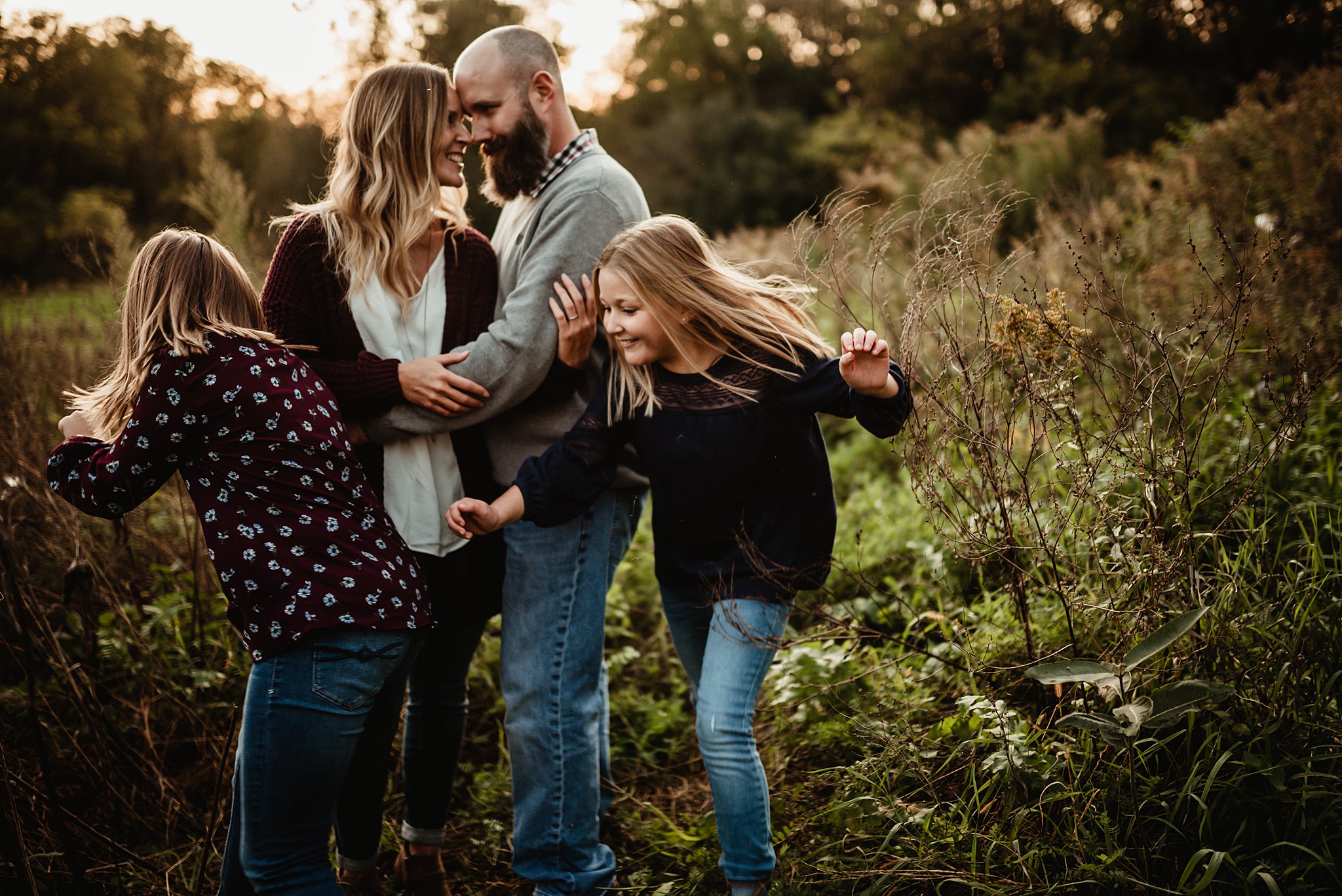 Hooks Family Fall Session in the Midwest